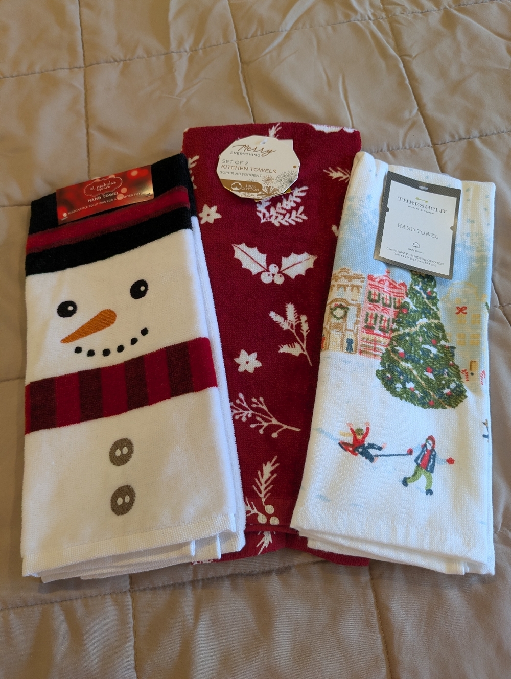 4 Holiday Kitchen Towels - Brand NEW